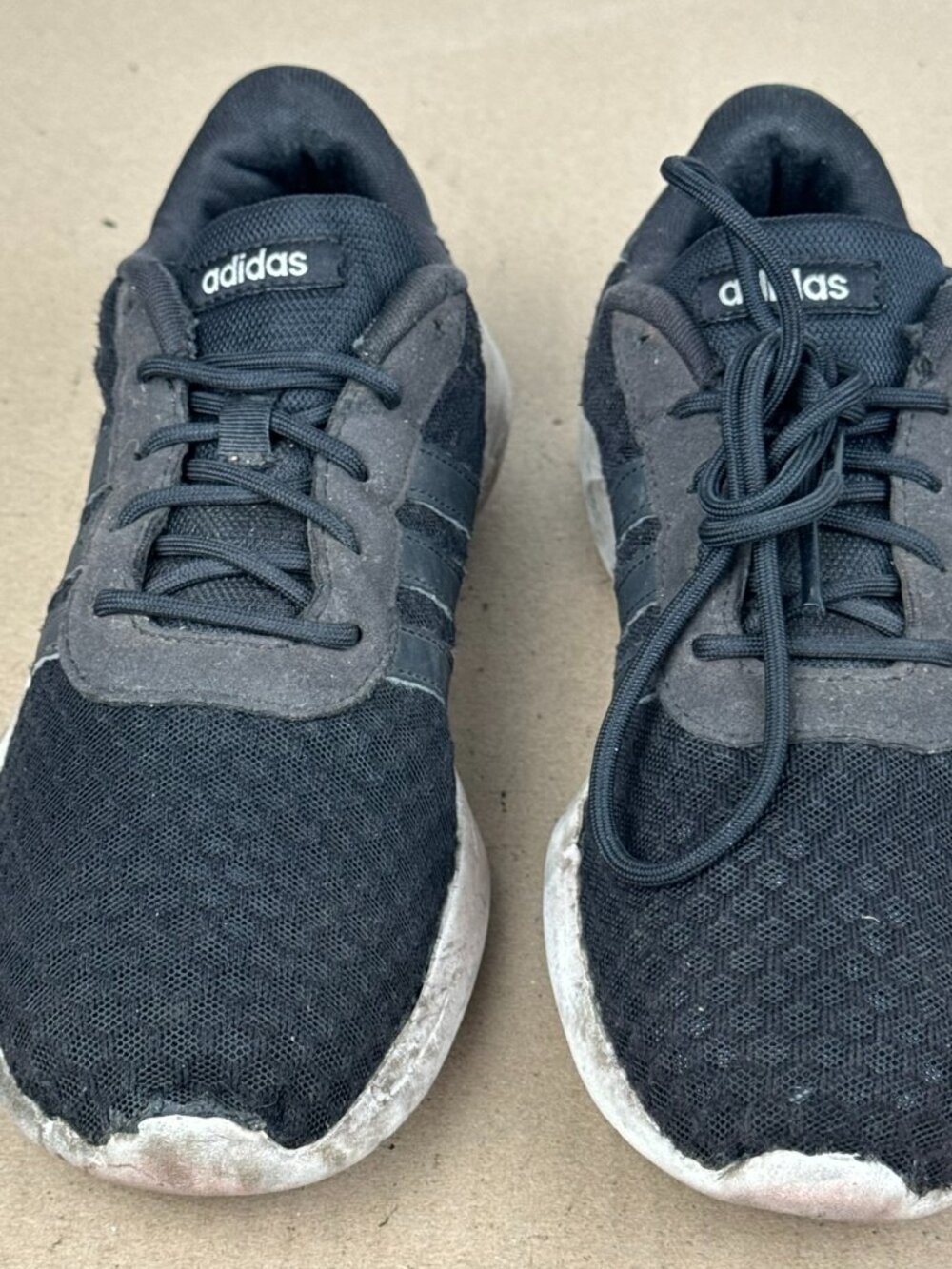 adidas Lite Racer Black White Running Shoes AW4960 Women's Size 7.5 DAMAGE
